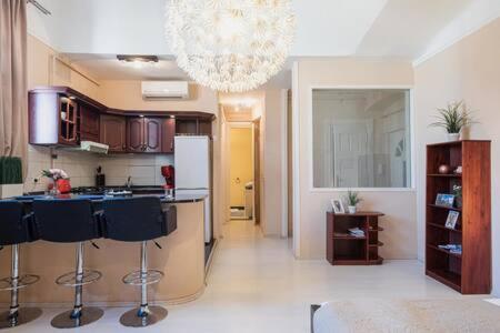 Charming Flat In The Center Apartment Budapest Bagian luar foto